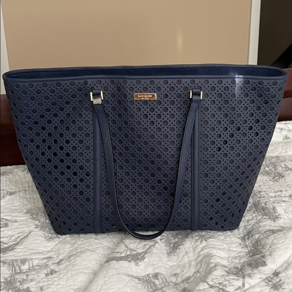Kate Spade Purse - Picture 1 of 5
